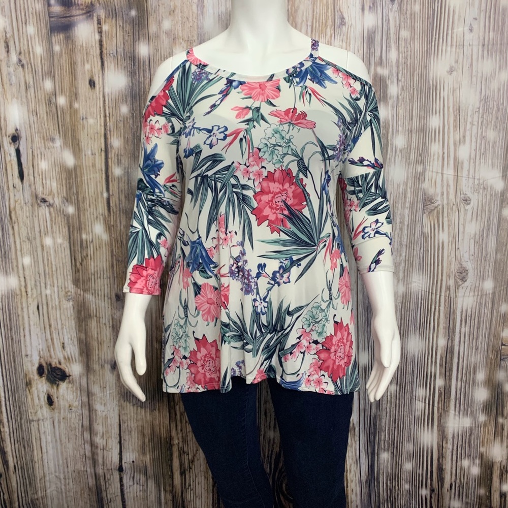 ❤️A light an flowing top